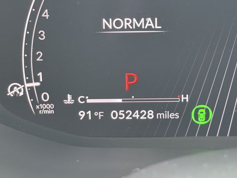 Certified 2024 Acura MDX w/ Technology Package FWD image 22