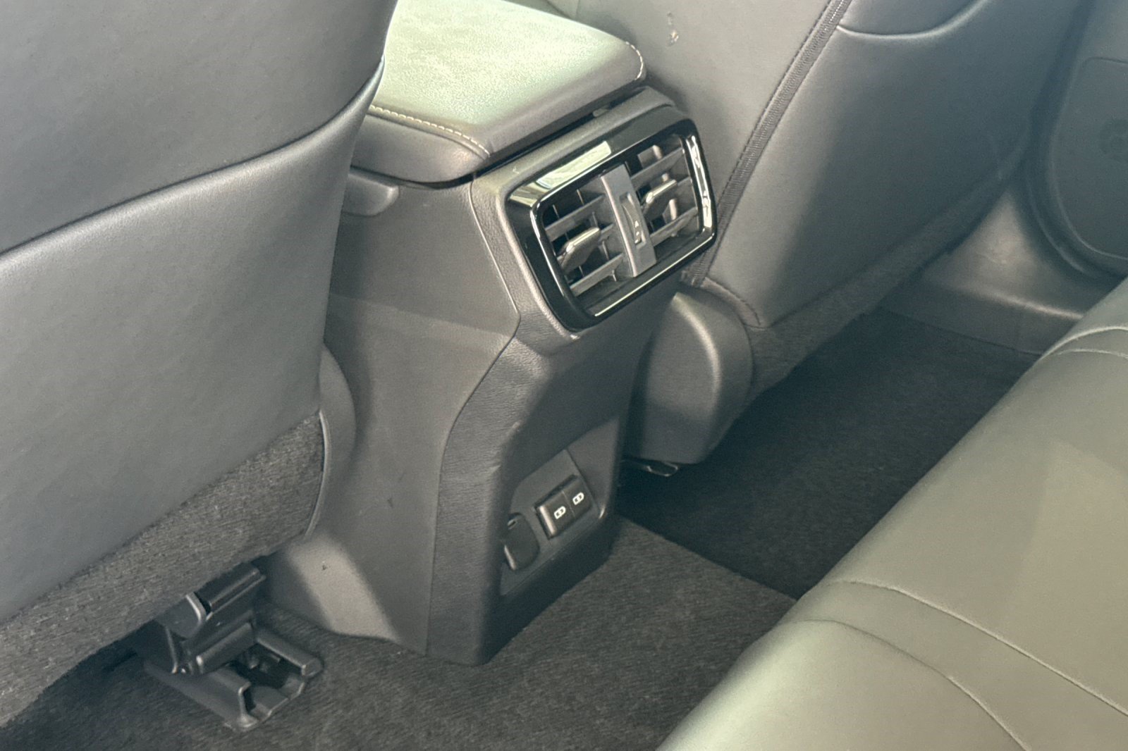 Used 2026 Lexus NX 350h AWD w/ Accessory Package (2T) image 16