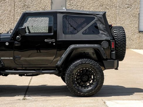 Used 2014 Jeep Wrangler Sport AWD/4WD image 17