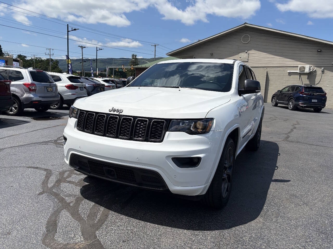 Used 2021 Jeep Grand Cherokee Limited w/ Quick Order Package 28K 80th AWD/4WD image 4
