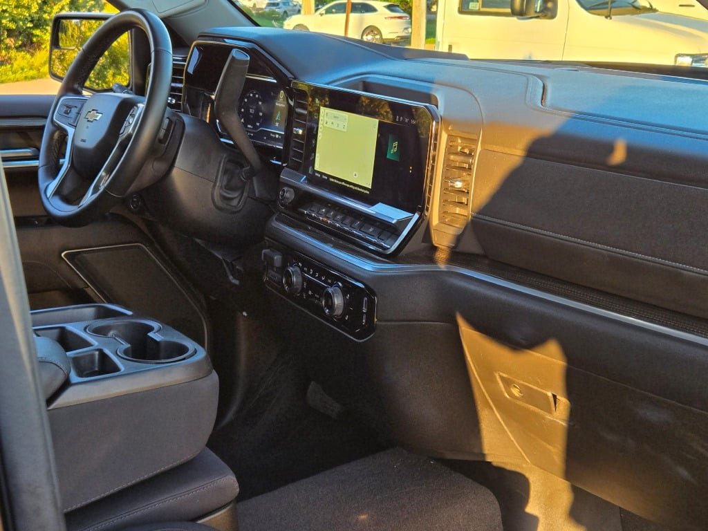 Certified 2023 Chevrolet Silverado 1500 LT w/ LPO, Dark Essentials Package AWD/4WD image 7