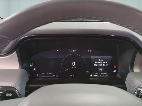 Certified 2022 Lincoln Nautilus Reserve w/ Equipment Group 202A image 18