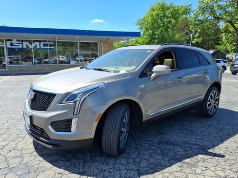 Used 2023 Cadillac XT5 Sportv w/ Platinum Package AWD/4WD image 13