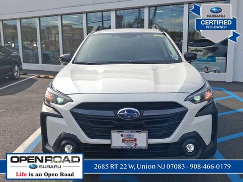 Used 2025 Subaru Outback Premium AWD/4WD image 2