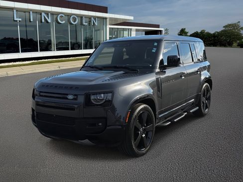 Used 2023 Land Rover Defender 110 V8 image 1