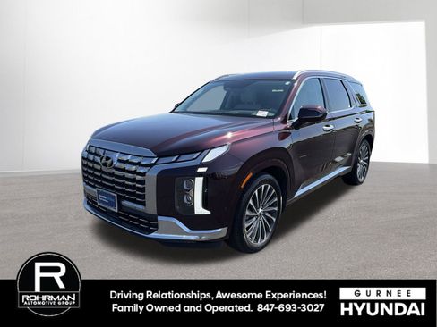 Used 2023 Hyundai Palisade Calligraphy w/ Winter Package AWD/4WD image 4