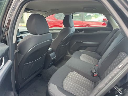 Used 2025 Kia K5 LXS image 8