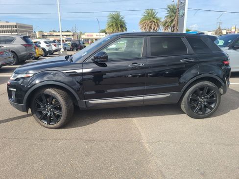 Used 2019 Land Rover Range Rover Evoque HSE image 2