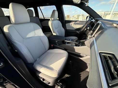 New 2026 Lexus TX 350 FWD image 26