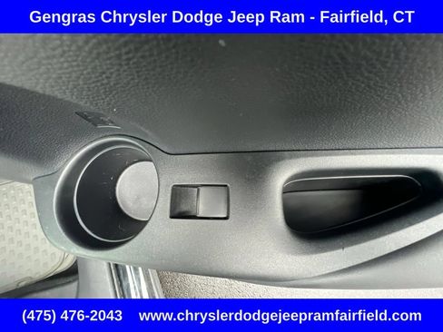 Used 2026 Toyota Corolla Cross L AWD/4WD image 22