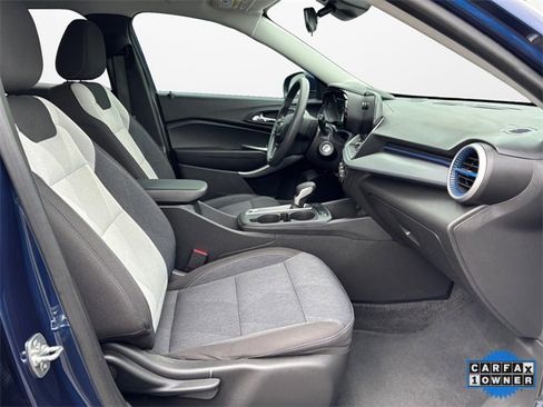 Used 2024 Chevrolet Trax LS w/ LS Convenience Package image 15