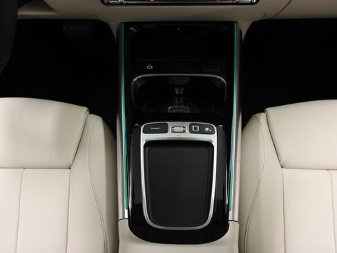 Certified 2025 Mercedes-Benz GLA 250 GLA 250 image 16