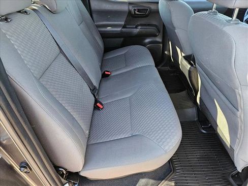 Used 2022 Toyota Tacoma SR image 17