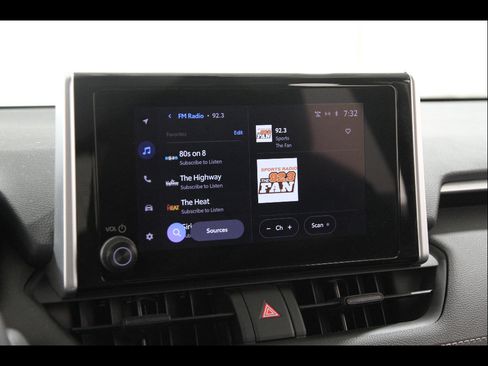 Used 2023 Toyota RAV4 XLE w/ Convenience Package image 11