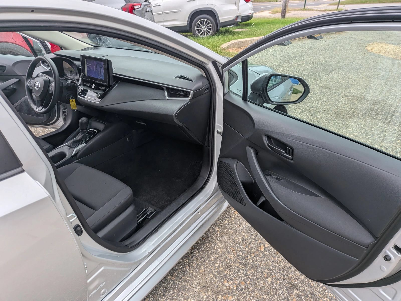 Used 2023 Toyota Corolla LE FWD image 25