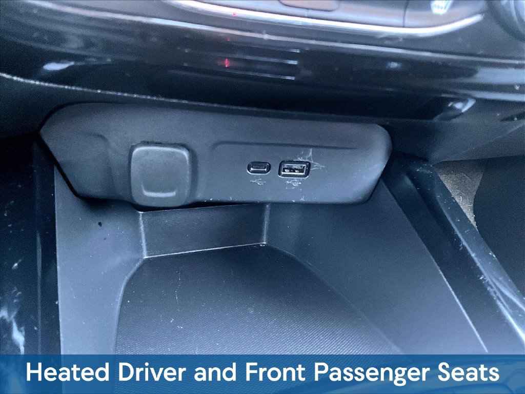 Used 2025 Chevrolet Trax LT w/ Driver Confidence Package FWD image 21