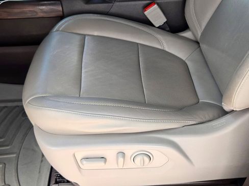 Used 2020 GMC Sierra 1500 SLT w/ SLT Premium Plus Package image 21