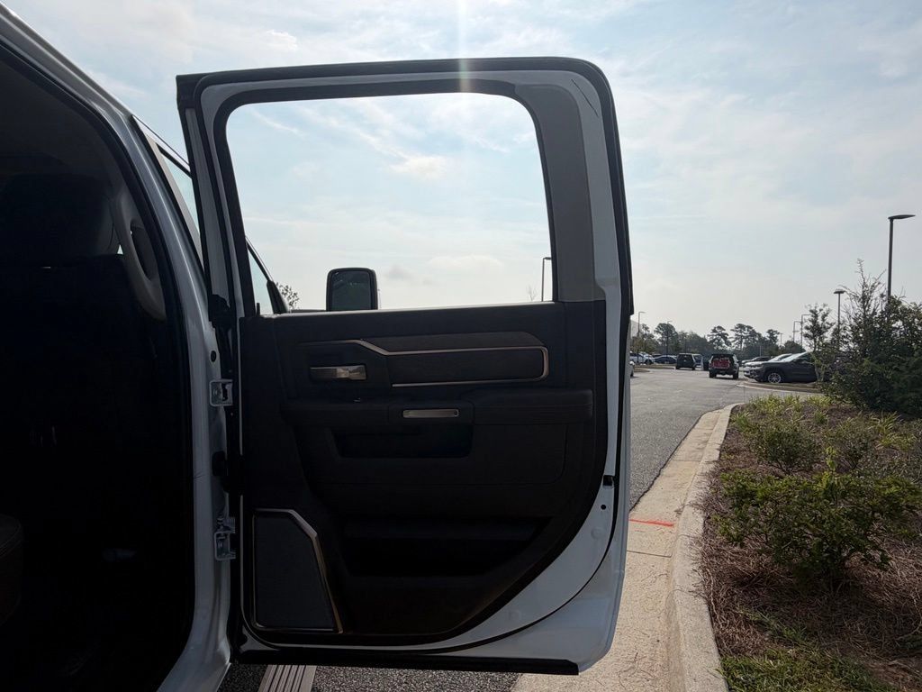 New 2026 RAM 3500 Longhorn AWD/4WD image 61