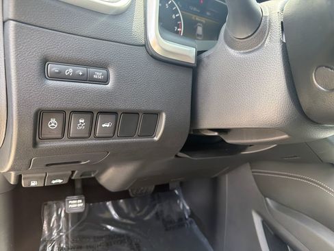 Used 2018 Nissan Murano SL w/ Cargo Package FWD image 20
