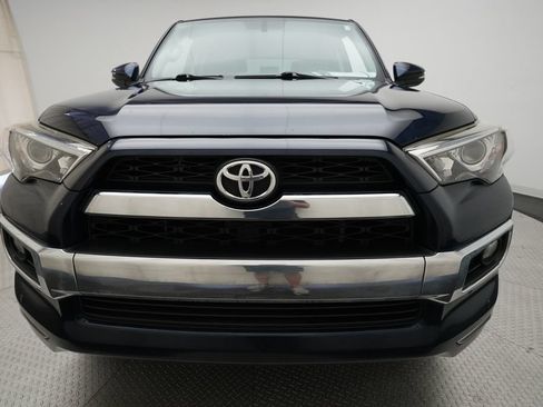 Used 2016 Toyota 4Runner Limited AWD/4WD image 23