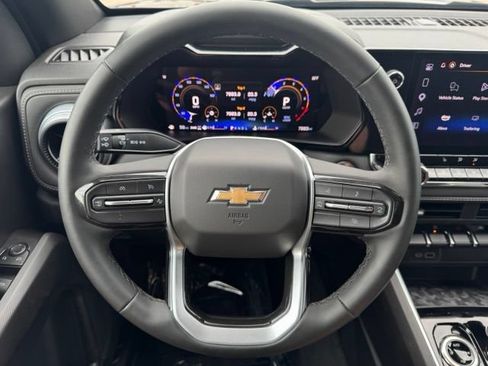 Used 2025 Chevrolet Colorado LT w/ Advanced Trailering Package AWD/4WD image 27