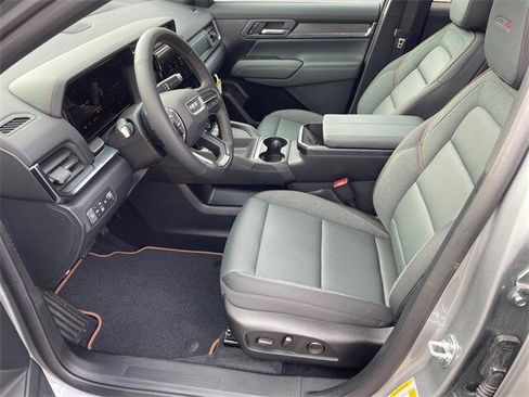 New 2026 GMC Terrain AT4 w/ Convenience Package III image 9