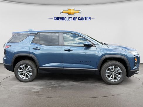 New 2027 Chevrolet Equinox LT FWD image 4