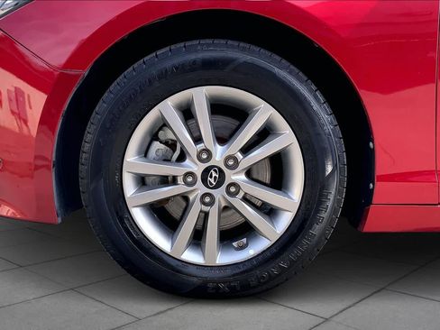 Used 2017 Hyundai Sonata SE image 9