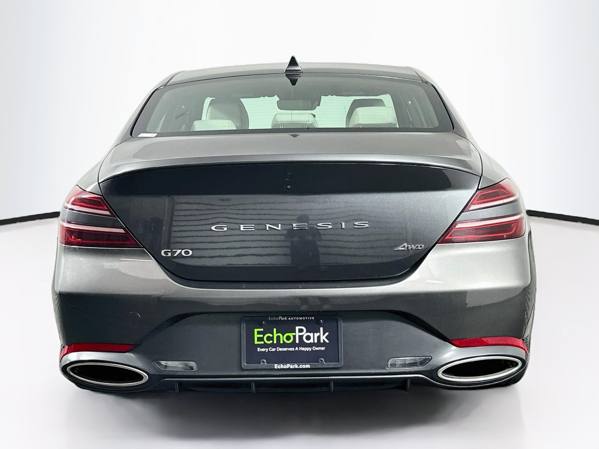 Used 2025 Genesis G70 2.5T AWD/4WD image 7