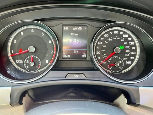 Used 2018 Volkswagen Atlas SE AWD/4WD image 32