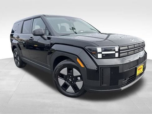 New 2026 Hyundai Santa Fe SE image 1