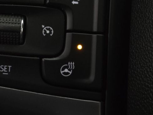 Used 2022 Chevrolet Silverado 1500 LTZ w/ LTZ Premium Package image 10