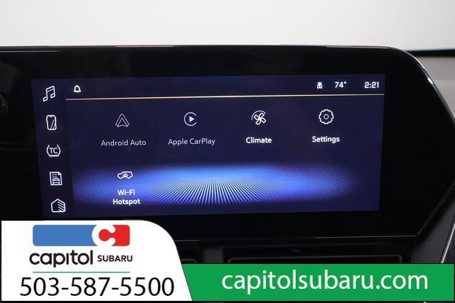 Used 2025 Chevrolet Trax LT FWD image 20