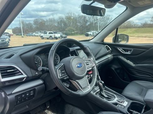 Used 2020 Subaru Forester Limited w/ Popular Package #3 image 12