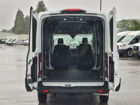 New 2026 Ford Transit 250 148 Medium Roof w/ Load Area Protection Package RWD image 5