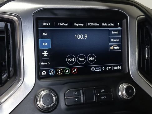 Used 2021 GMC Sierra 2500 SLT w/ SLT Preferred Package AWD/4WD image 23