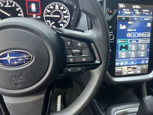 Used 2024 Subaru Crosstrek 2.0i Premium AWD/4WD image 18