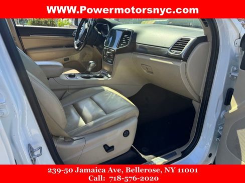 Used 2019 Jeep Grand Cherokee Limited AWD/4WD image 27
