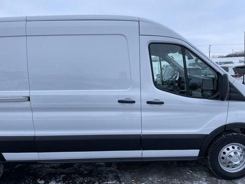 New 2026 Ford Transit 250 148 Medium Roof Extended AWD w/ Load Area Protection Package image 29