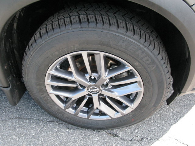 Used 2023 Nissan Rogue S AWD/4WD image 11