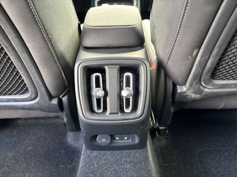 Used 2023 Volvo C40 P8 Recharge Ultimate image 26