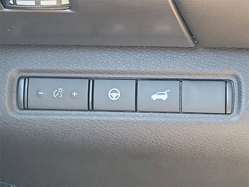 Certified 2023 Nissan Pathfinder SL image 15