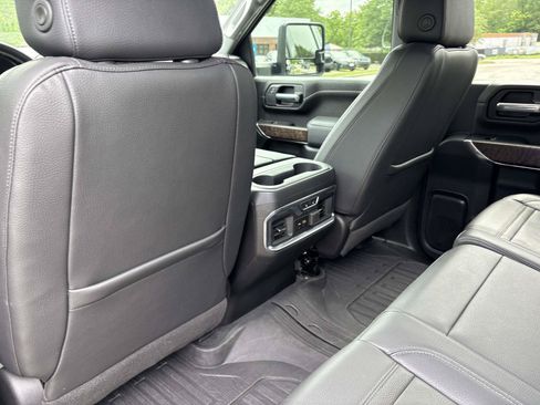 Used 2021 GMC Sierra 2500 Denali w/ Denali Ultimate Package AWD/4WD image 31