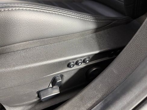 Used 2024 Alfa Romeo Giulia Veloce image 24