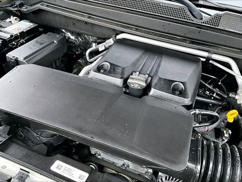 Used 2025 GMC Canyon AT4 image 35