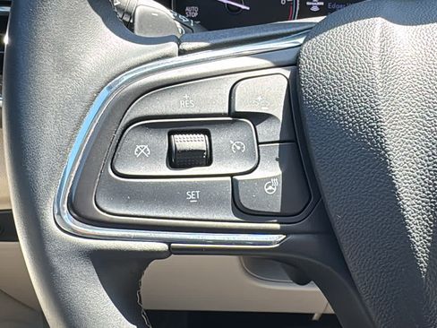 Used 2023 Buick Envision Avenir AWD/4WD image 10