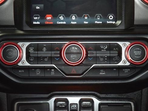 Used 2022 Jeep Gladiator Rubicon w/ LED Lighting Group image 30