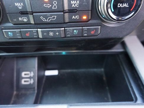 Used 2019 Ford F150 Raptor w/ Equipment Group 802A Luxury image 14