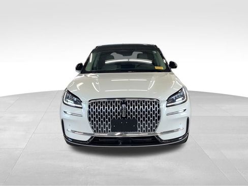 Used 2023 Lincoln Corsair AWD w/ Equipment Group 101A image 2