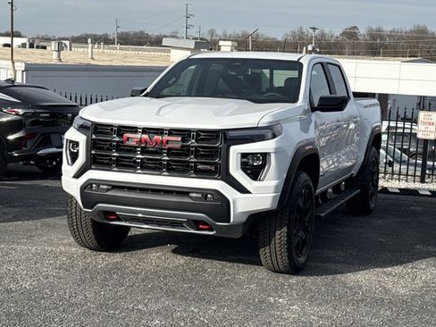New 2026 GMC Canyon AT4 AWD/4WD image 13